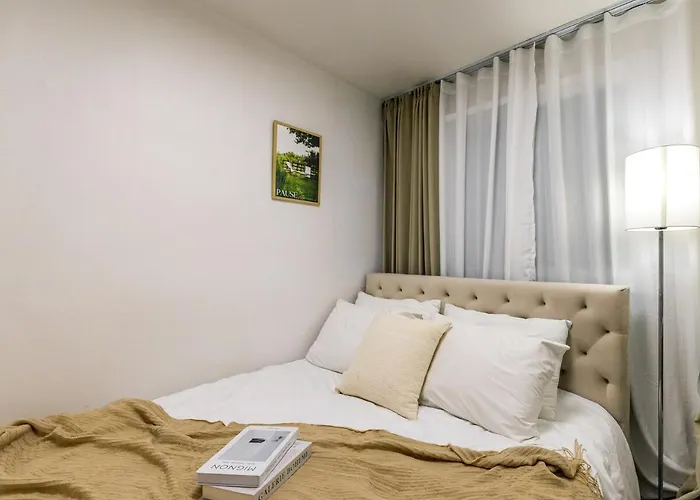 New 4br 2ba At Gongdeok Arex, 10 Pax Groups, 1f, Luggage