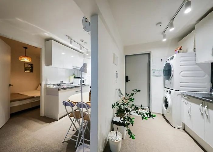 New 4br 2ba At Gongdeok Arex, 10 Pax Groups, 1f, Luggage Apartment