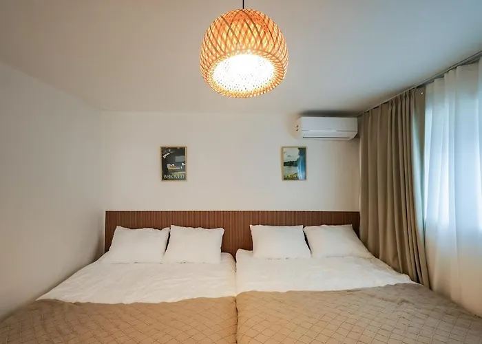 New 4br 2ba At Gongdeok Arex, 10 Pax Groups, 1f, Luggage Apartment