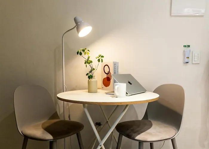 Apartment New 4br 2ba At Gongdeok Arex, 10 Pax Groups, 1f, Luggage *