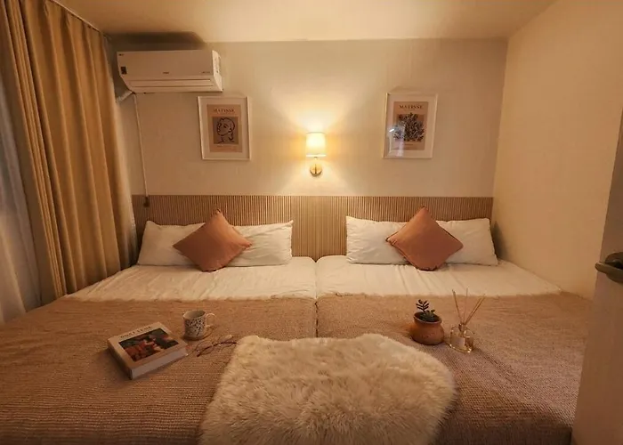 Apartment New 4br 2ba At Gongdeok Arex, 10 Pax Groups, 1f, Luggage *